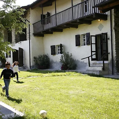 Agriturismo Famiglia al Castello Di Bagnolo-2